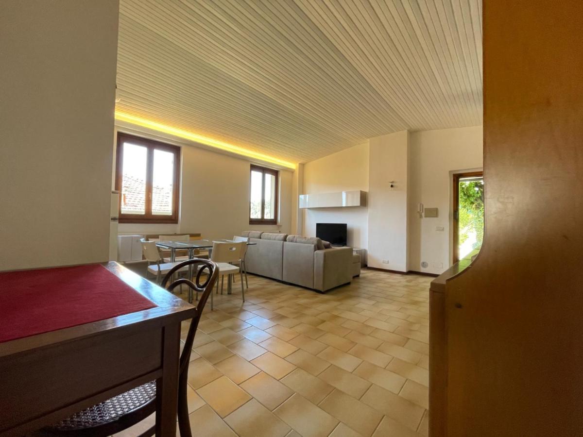 La Cascina Vista Lago Apartment โกโม ภายนอก รูปภาพ